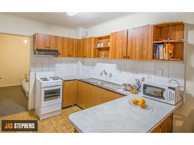 2/38 Hampton Parade, West Footscray VIC 3012
