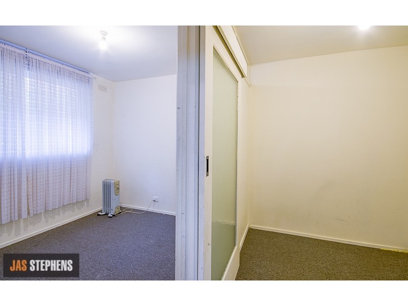 2/38 Hampton Parade, West Footscray VIC 3012