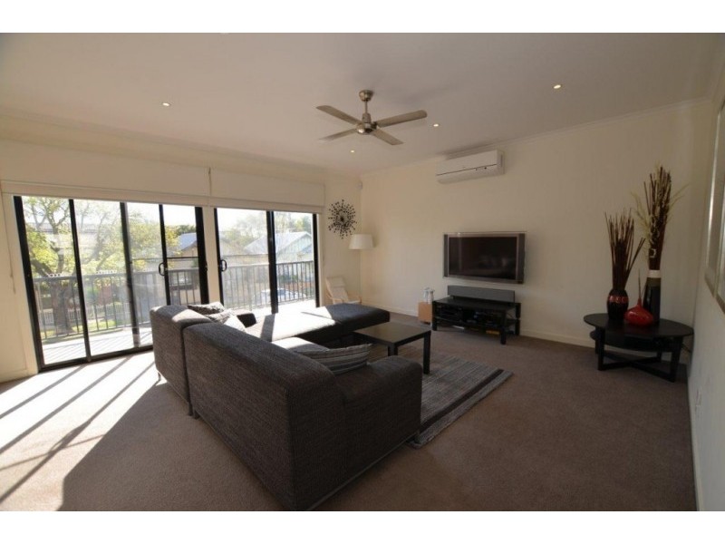 43 Warleigh Road, Footscray VIC 3011
