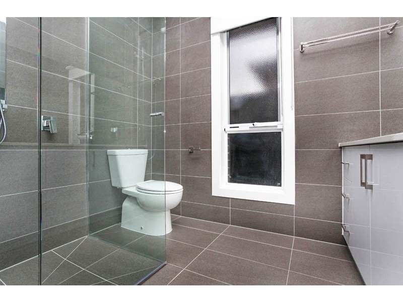 2/68 Madden St, Maidstone VIC 3012