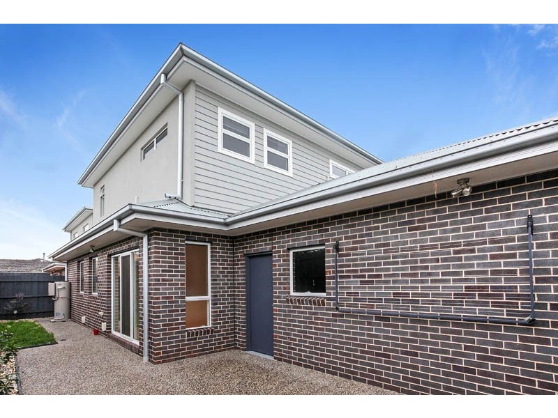 2/68 Madden St, Maidstone VIC 3012