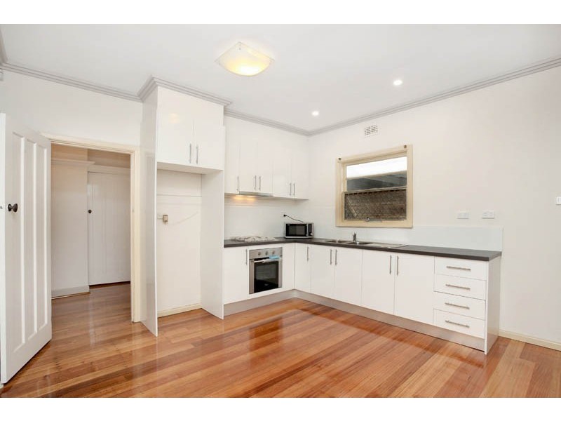 1/65 Napoleon Street, West Footscray VIC 3012