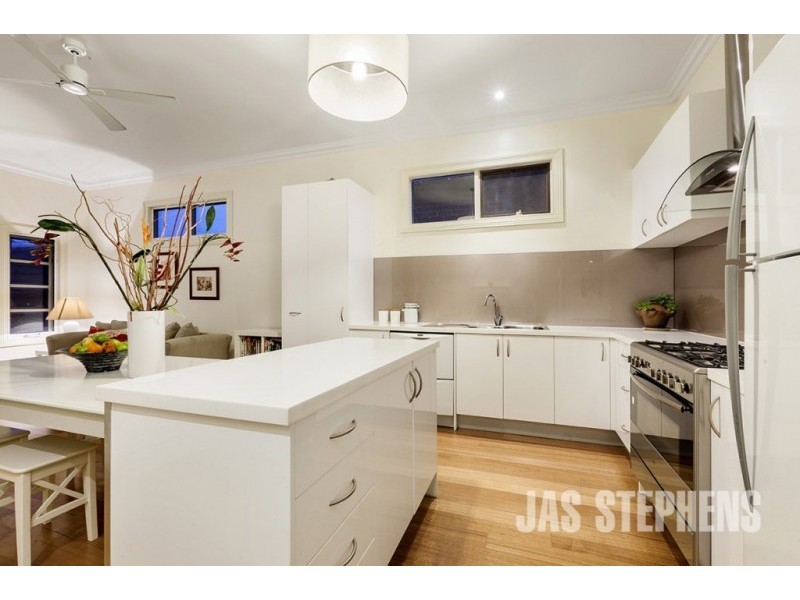 51 Queensville St, Kingsville VIC 3012