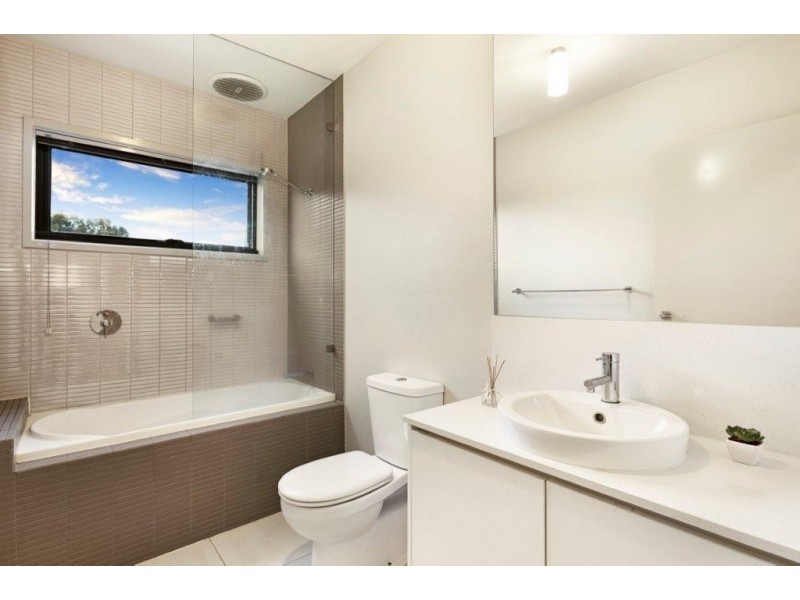 37 Park Ave, West Footscray VIC 3012