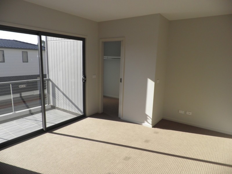 2 Stony Lane, West Footscray VIC 3012