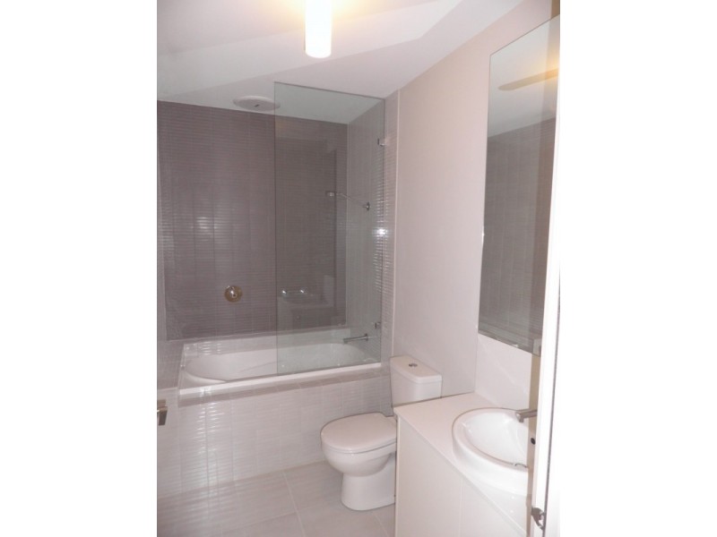 2 Stony Lane, West Footscray VIC 3012