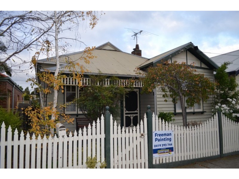 175 Queensville St, Kingsville VIC 3012