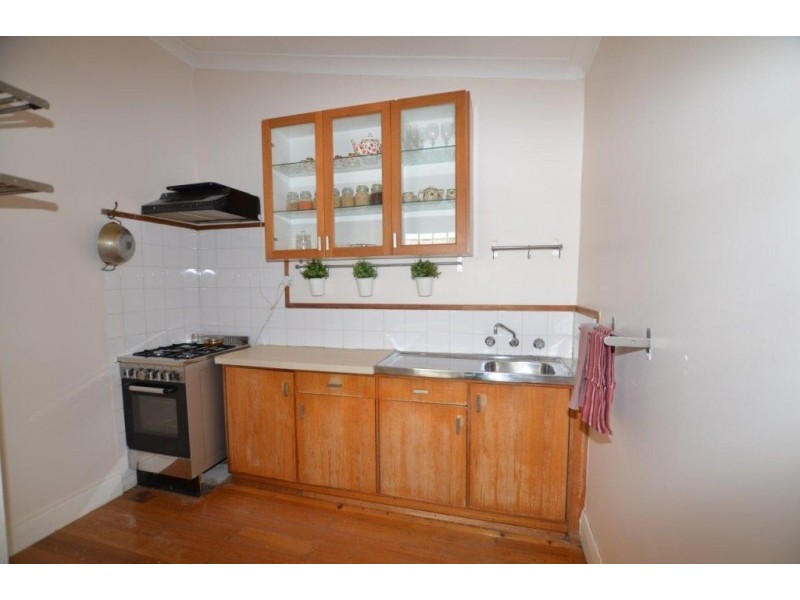 16 Fitzroy Street, Footscray VIC 3011