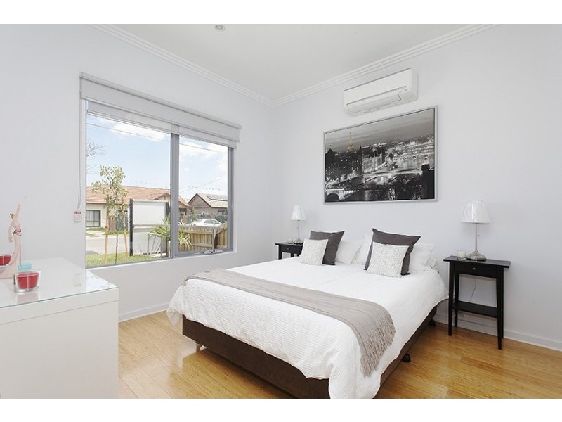 1/140 Morris Street, Sunshine VIC 3020