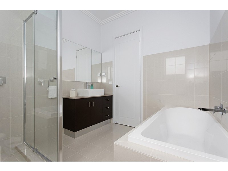 1/140 Morris Street, Sunshine VIC 3020