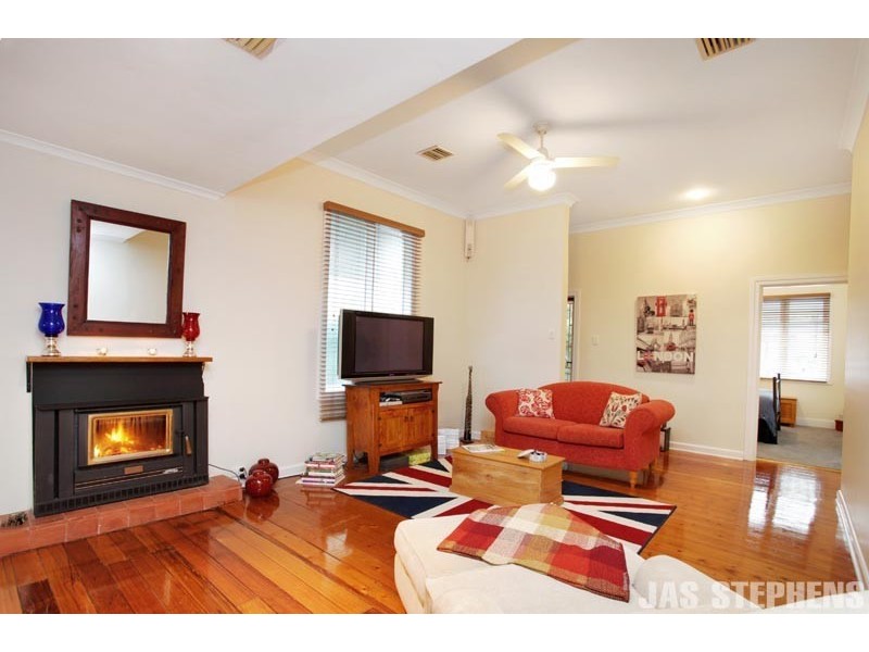 49 Elphinstone Street, Footscray VIC 3011