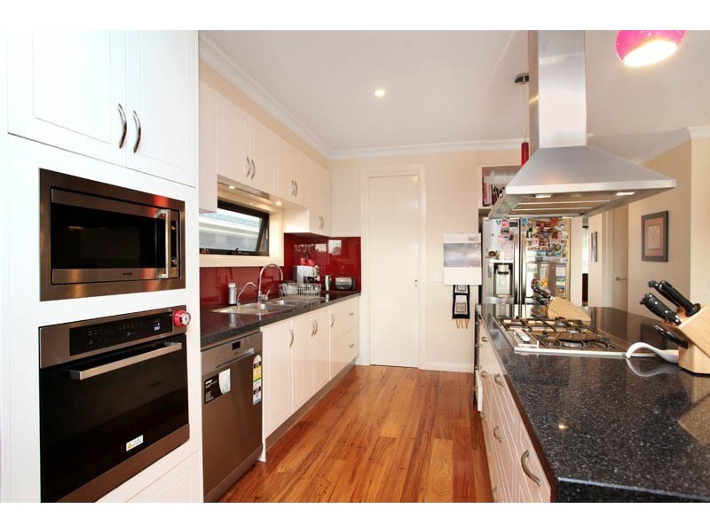 2 Marin Lane, Braybrook VIC 3019