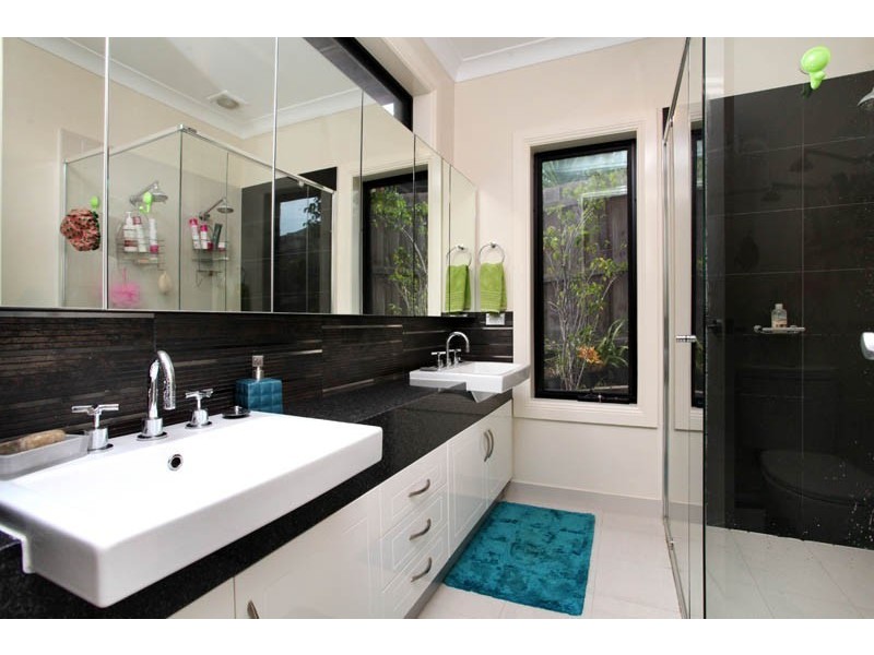 2 Marin Lane, Braybrook VIC 3019