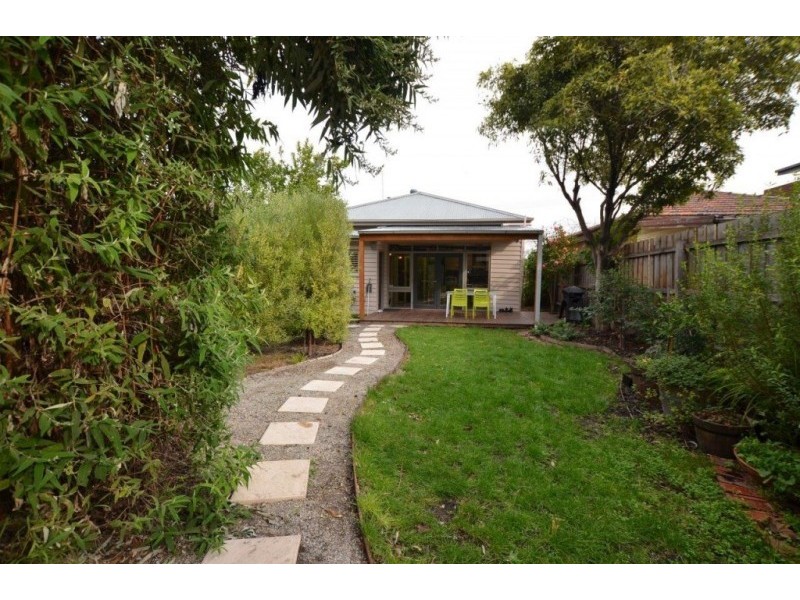 5 Edgar Street, Kingsville VIC 3012