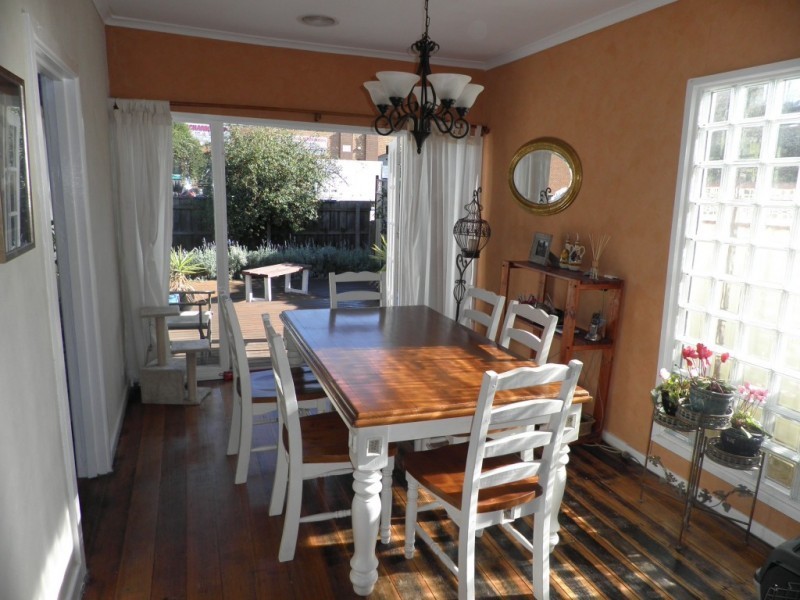 57 New Street, South Kingsville VIC 3015