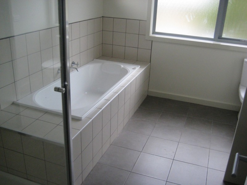 140 Blackshaws Road, Newport VIC 3015