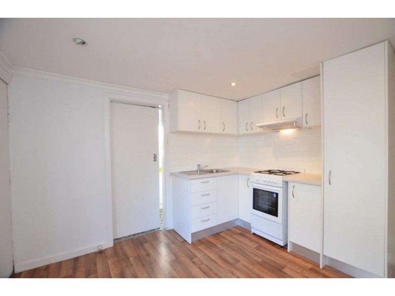 56 Walter Street, Seddon VIC 3011