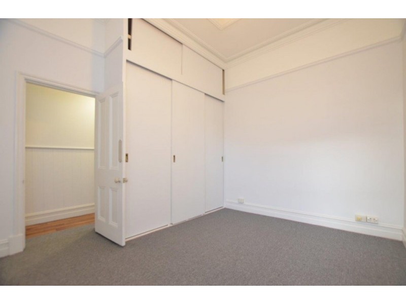 56 Walter Street, Seddon VIC 3011