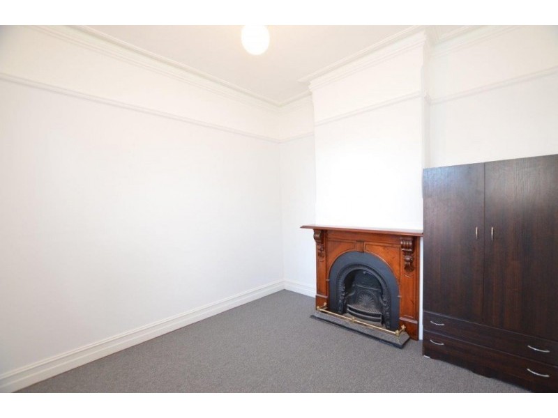 56 Walter Street, Seddon VIC 3011