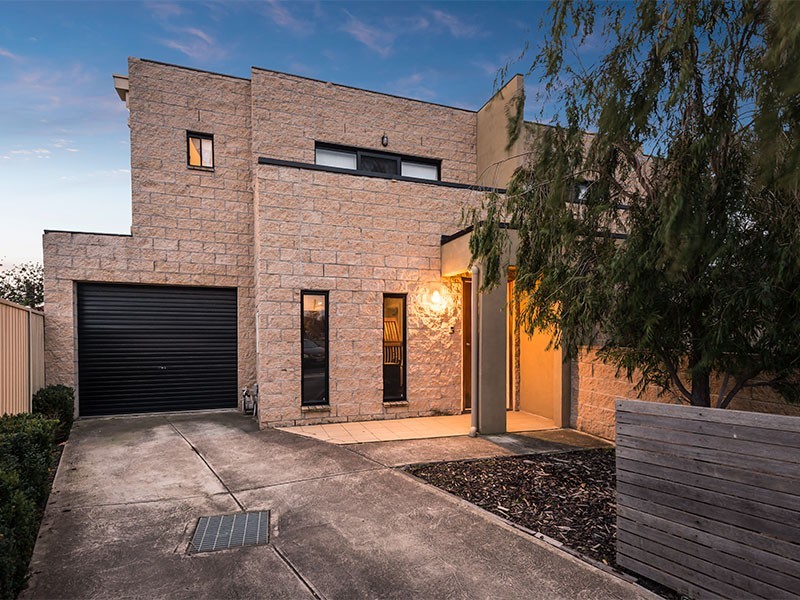 1/12 Curtin Court, Maidstone VIC 3012