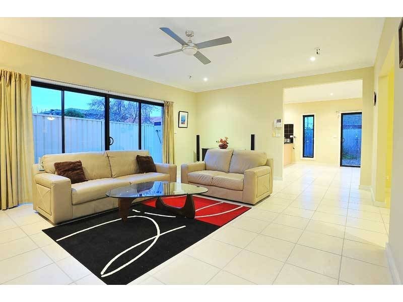 1/12 Curtin Court, Maidstone VIC 3012