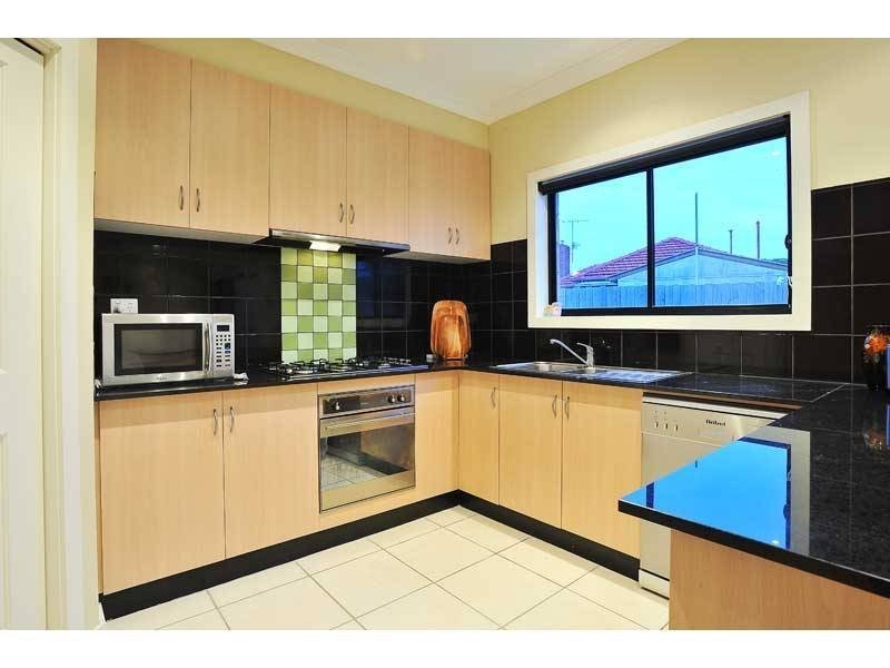 1/12 Curtin Court, Maidstone VIC 3012