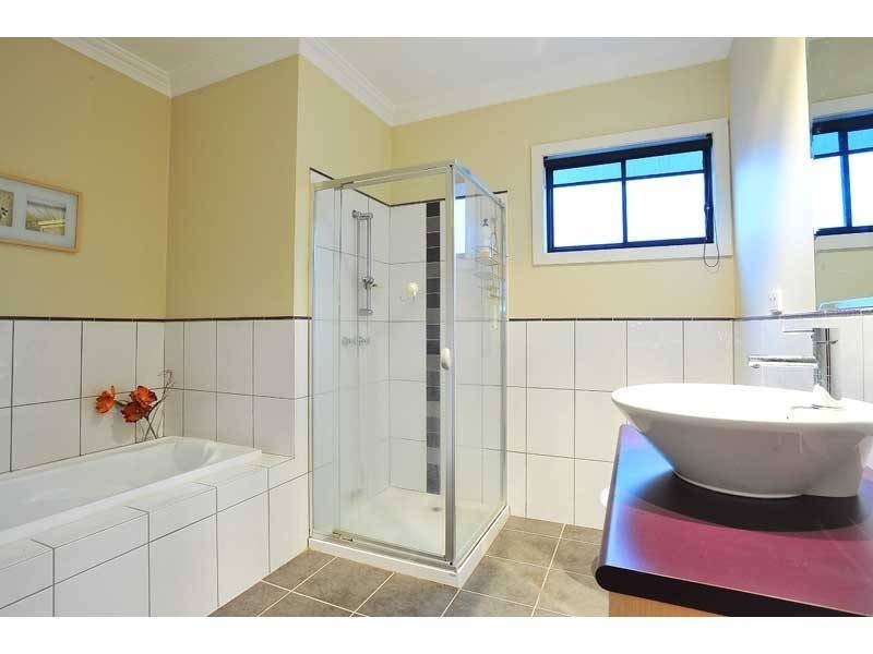 1/12 Curtin Court, Maidstone VIC 3012