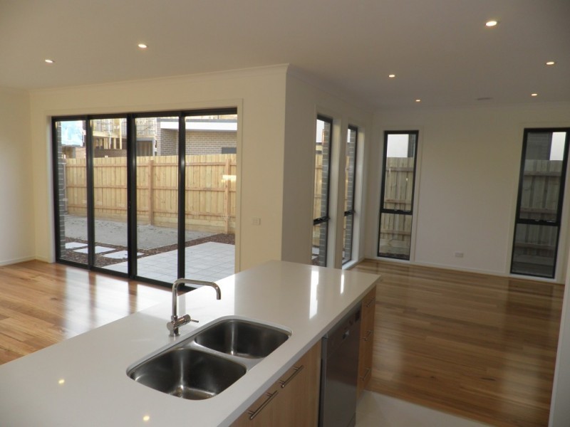 72 McDougall Drive, Footscray VIC 3011