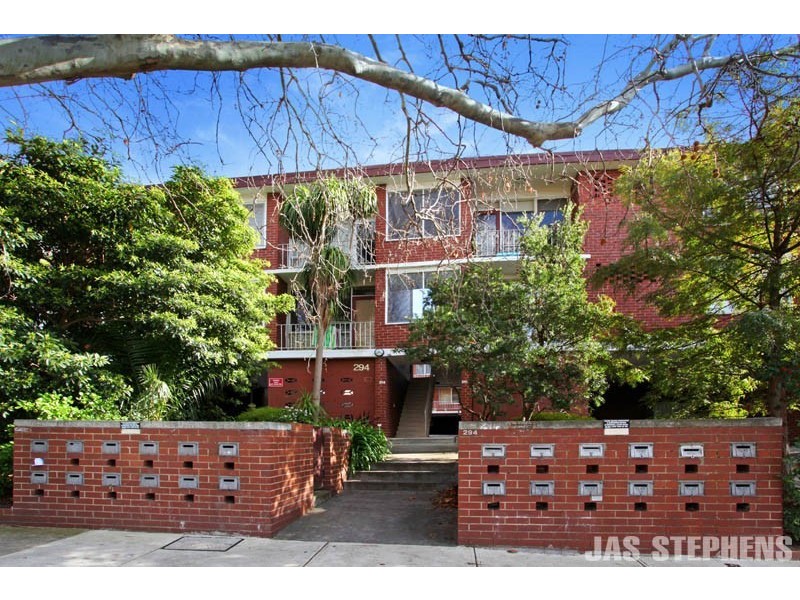 9/294 Nicholson Street, Seddon VIC 3011