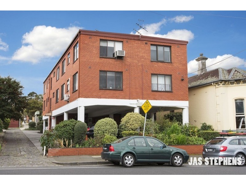 4/182 Mount Alexander Road, Flemington VIC 3031