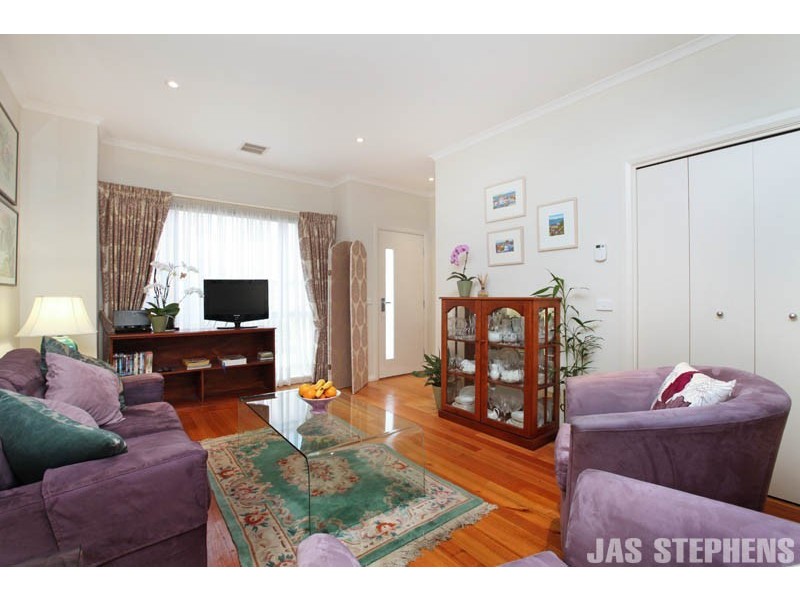 10/21 Waratah Street, West Footscray VIC 3012