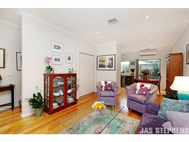 10/21 Waratah Street, West Footscray VIC 3012