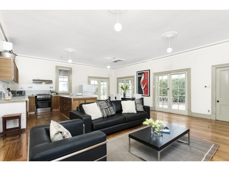 31 Schutt Street, Newport VIC 3015