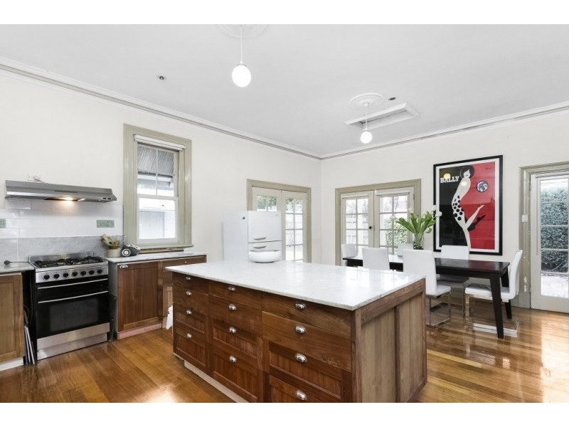 31 Schutt Street, Newport VIC 3015