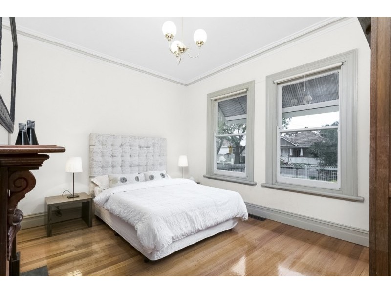 31 Schutt Street, Newport VIC 3015