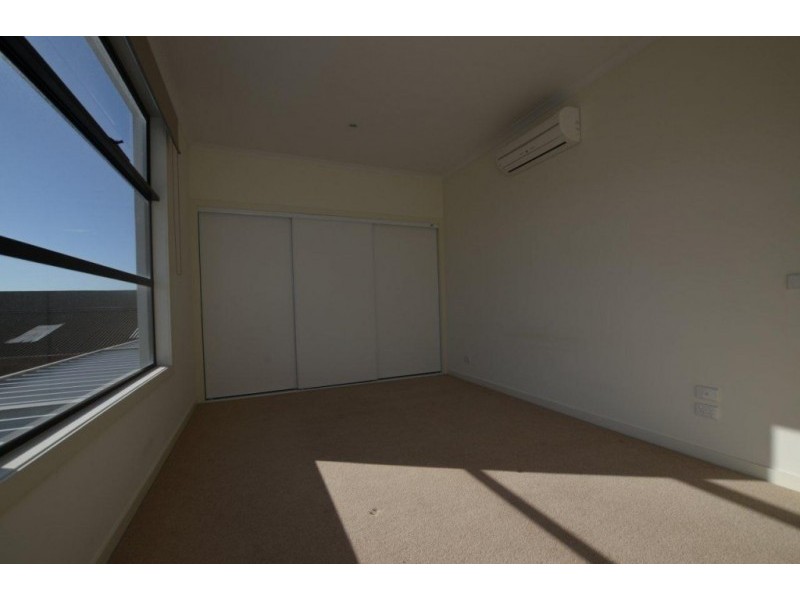 16/20 Hewitt Avenue, Footscray VIC 3011