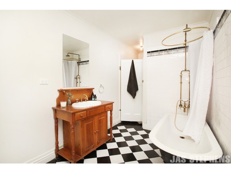 4 Berry Street, Yarraville VIC 3013