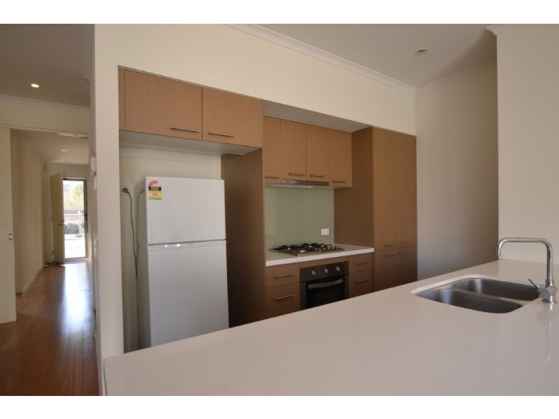 4 Beaurepaire Parade, Footscray VIC 3011