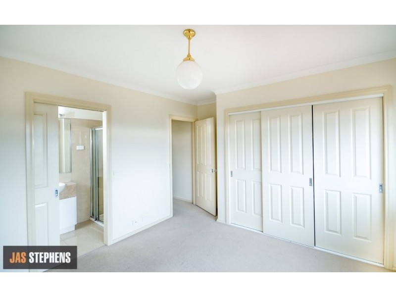 1/29 Commercial Street, Maidstone VIC 3012