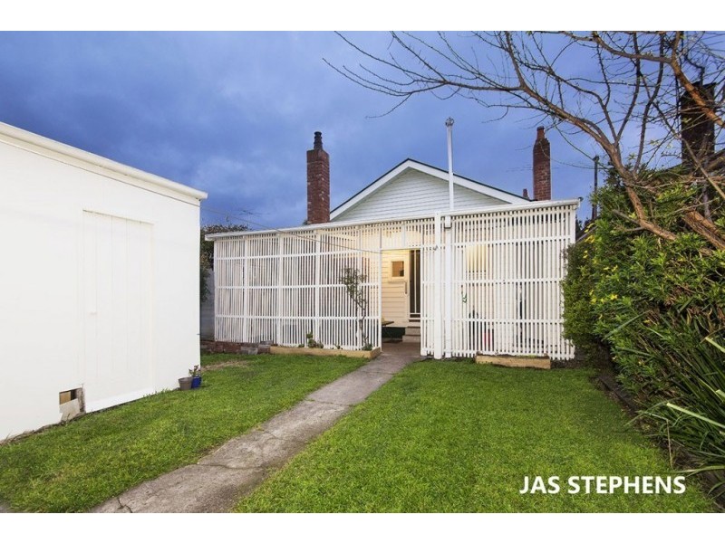 89 Coronation Street, Kingsville VIC 3012