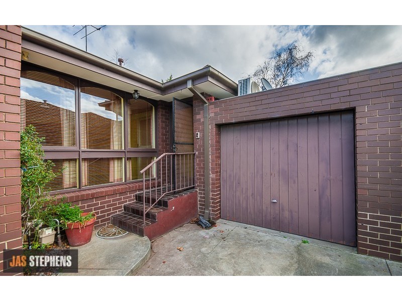 11/119 Essex Street, West Footscray VIC 3012