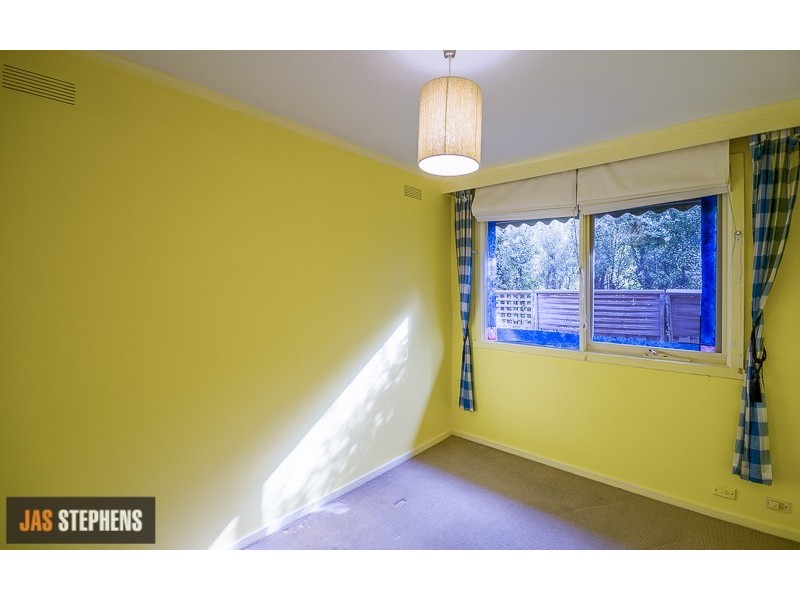 11/119 Essex Street, West Footscray VIC 3012