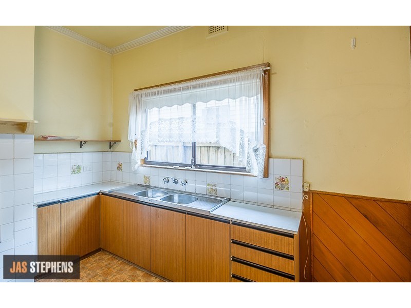 33 Howard Street, Maidstone VIC 3012