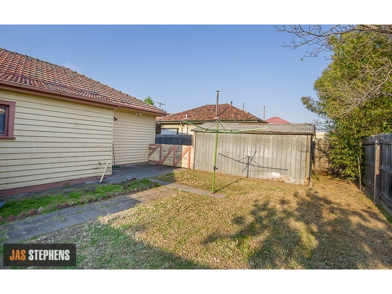 33 Howard Street, Maidstone VIC 3012