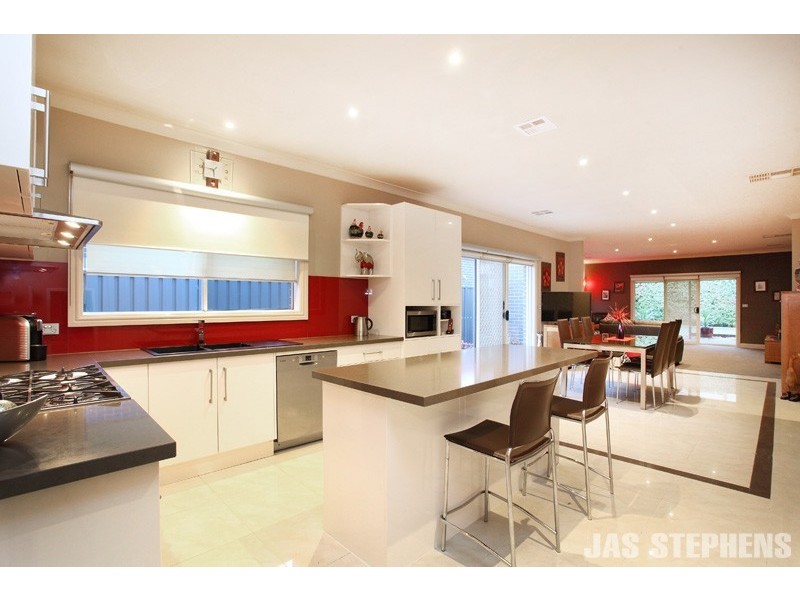 12/24 Dongola Road, West Footscray VIC 3012