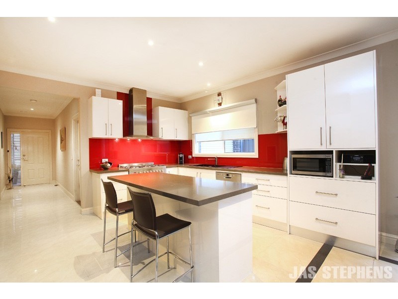 12/24 Dongola Road, West Footscray VIC 3012