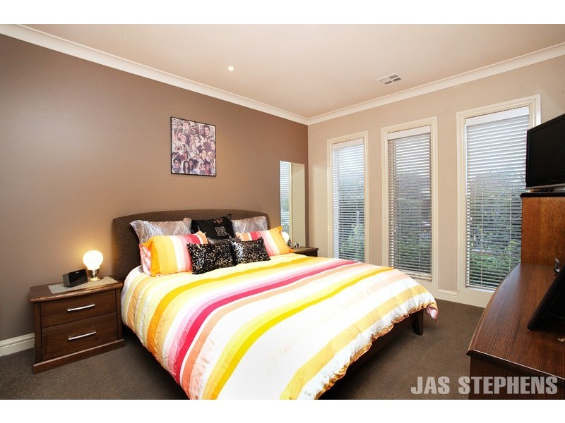 12/24 Dongola Road, West Footscray VIC 3012