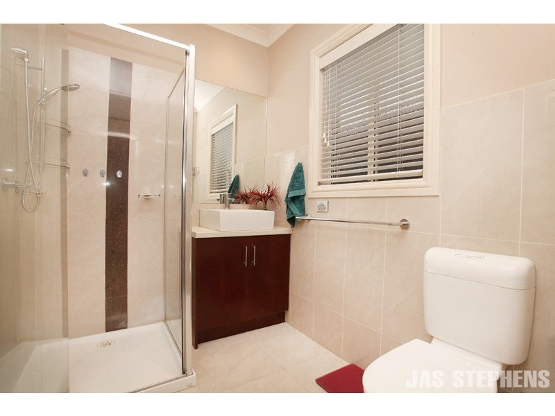 12/24 Dongola Road, West Footscray VIC 3012