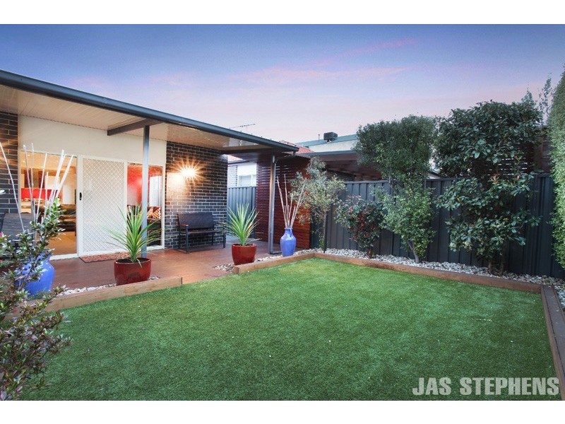 12/24 Dongola Road, West Footscray VIC 3012