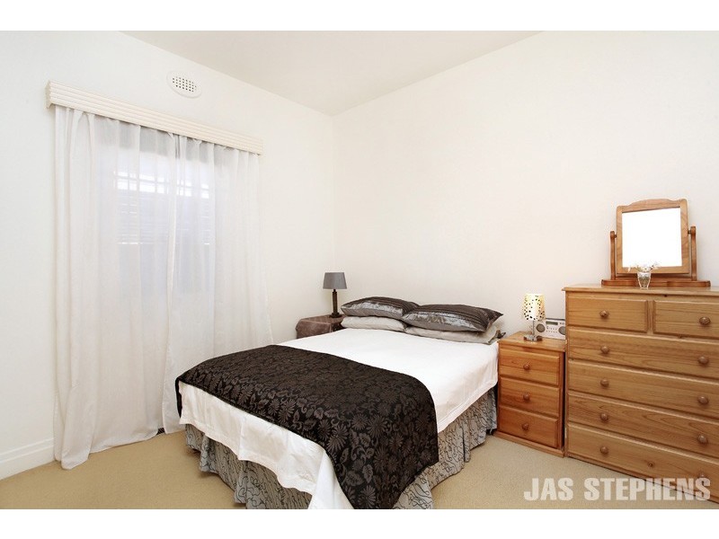 12 Deakin Street, Yarraville VIC 3013